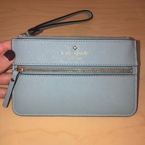 Cute blue kate spade wristlet ✨